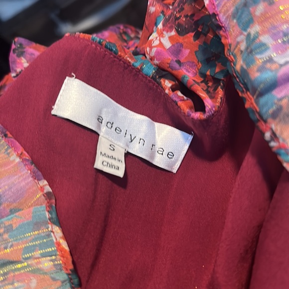 💕 Adelyn Rae Metallic Floral Wrap Long Sleeve Maxi Dress - Picture 4 of 5